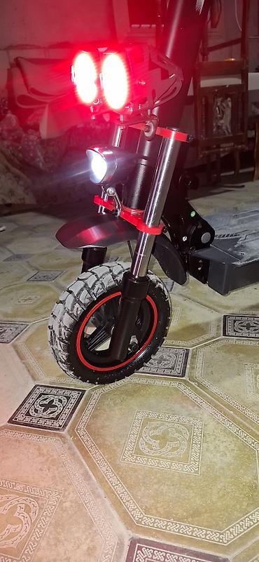 samokat satilir: Yeni Elektrik samokat 10", 751 - 1000 Vt, > 45 km/s — 2
