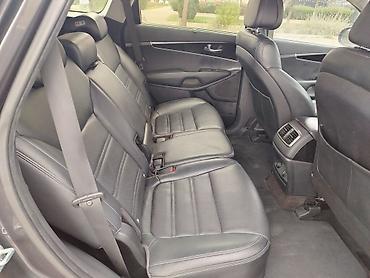 Kia: Kia Sorento SUV - Kuzov: 5 qapılı, tünd boz rəng - Mühərrik: GDI — 19