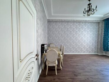 Uzunmüddətli kirayə mənzillər: Mənzil kirayə verilir tam əşyalı. Bulvarda Göyərçinin yaxınlığında -da lalafo.az — 10 Uzunmüddətli kirayə mənzillər: Mənzil kirayə verilir tam əşyalı. Bulvarda Göyərçinin yaxınlığında — 10