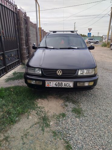 Volkswagen: Volkswagen Passat: 1994 г., 2 л, Механика, Газ, Универсал