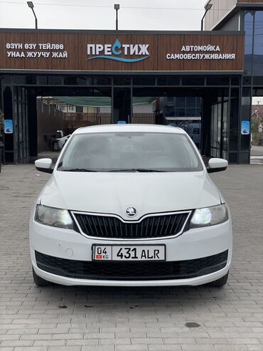 Skoda: Skoda Rapid: 2018 г., 1.6 л, Механика, Бензин, Хэтчбэк