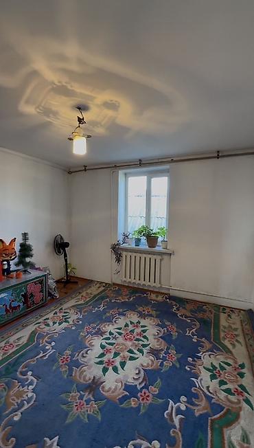 Продажа коттеджей и домов: Продаётся двухэтажный частный дом с закрытым двором и навесом — 5