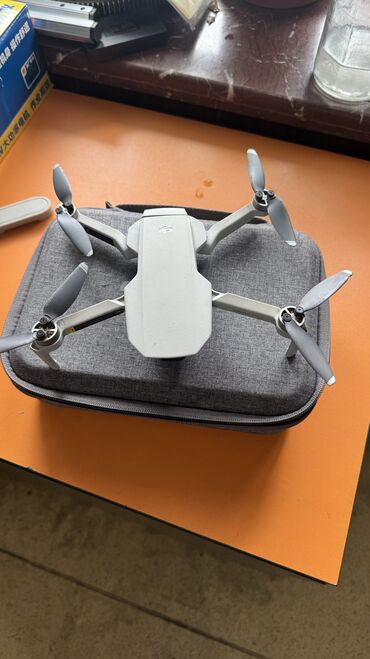 Digər foto və video aksesuarları: İdeal vəziyyətdədir heç bir problemi yoxdur, az işlənib. Üzərində 3 — 8