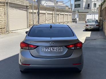 elantra qapı: Hyundai Elantra: 1.8 l | 2014 il Sedan — 3