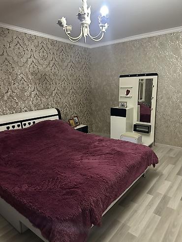 Həyət evləri və villaların satışı: Təkmərtəbəli həyət evi - Geniş, daş döşəməli həyət və maşın saxlanışı — 4