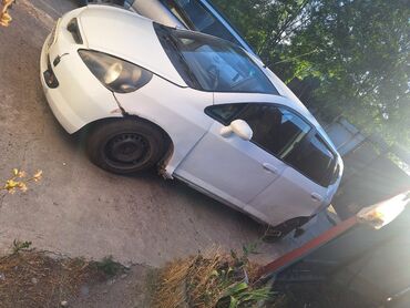 авто в рассрочку без банка без первоначального взноса в бишкеке: Honda Fit: 2001 г., 1.5 л, Вариатор, Бензин, Хетчбек