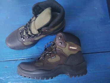 Zimske duboke cipele unisex vodootporne Veličina 42 Kratko nosene ne