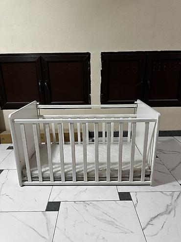 мобиль в кроватку: Детская приставная кроватка, Б/у, Без колесиков, цвет - Белый — 1
