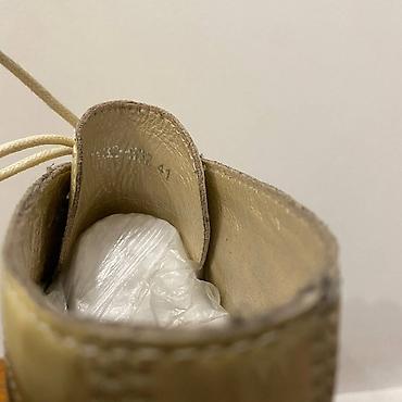 Сапоги: Женская обувь 7 пар. Высокие женские сапоги 1) Темно-коричневые — 12