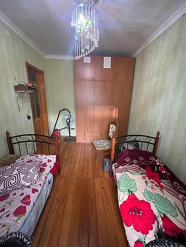 məhlə evi: 3 otaqlı, 150 kv. m, Kredit yoxdur, Orta təmir — 5