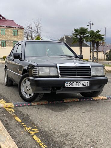 sukan satisi: Mercedes-Benz 190-Series: 1.8 l | 1991 il Sedan