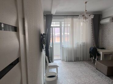 купить квартиру в бишкеке без ремонта: 3 комнаты, 107 м², Элитка, 3 этаж, Евроремонт