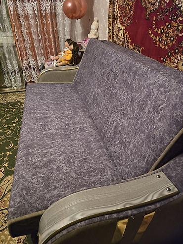 Прямые диваны: Прямой диван, Б/у — 13