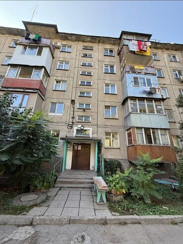 сдаю квартиру на долгий срок в аламедине: 3 комнаты, 58 м², 104 серия, 4 этаж, Евроремонт