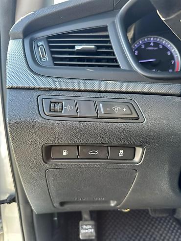 Hyundai: Hyundai Sonata: 2021 г., 2 л, Автомат, Газ — 17