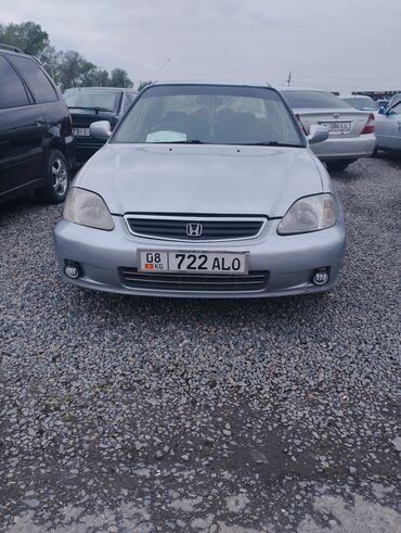 продаю авто фит: Honda Civic: 1999 г., 1.5 л, Вариатор, Бензин, Седан