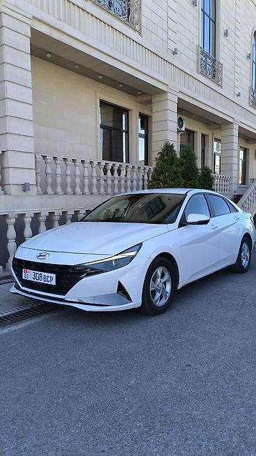 Hyundai Avante: 2021 г., 1.6 л, Бензин, Седан