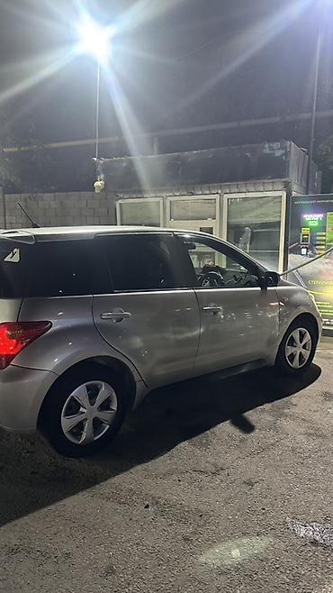 Унаа сатуу: Toyota Ist: 2002 г., 1.5 л, Автомат, Бензин, Хетчбек — 3