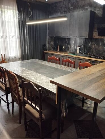 Посуточная аренда домов: 230 м², 5 комнат — 6