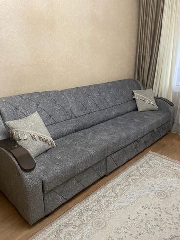 продам диван б у: Диван-кровать, цвет - Серый, Новый