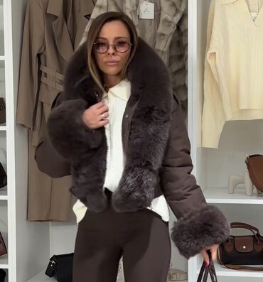 Zimske jakne: S (EU 36), Jednobojni, Sa postavom, Krzno — 11