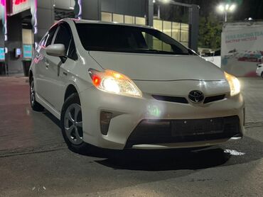 Toyota: Toyota Prius: 2015 г., 1.8 л, Вариатор, Гибрид, Хэтчбэк