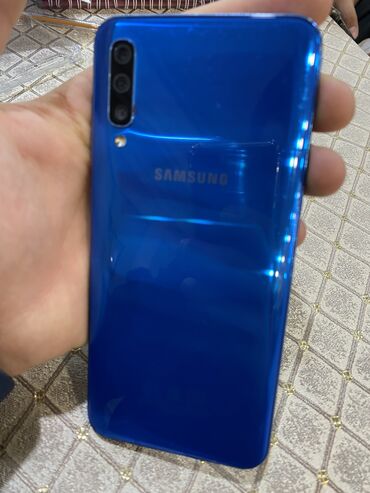 а50 в Кыргызстан | SAMSUNG: Samsung A50 | 64 ГБ цвет - Белый, Синий, Черный | Трещины, царапины, Сенсорный, Отпечаток пальца