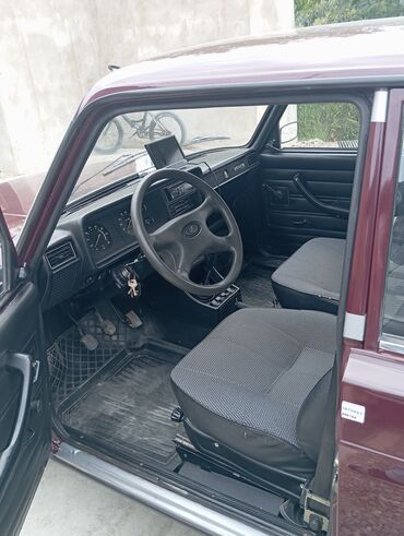 VAZ (LADA): VAZ (LADA) 2107: 1.6 l | 2007 il 64646165 km Sedan — 6