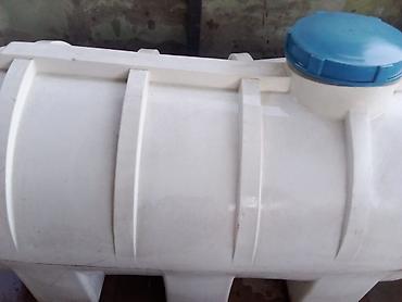 1 tonluq su çəni: Bak, Plastik, 1000 l l, İşlənmiş — 1