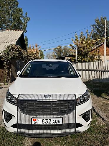 5: Kia Carnival: 2018 г., 2.2 л, Автомат, Дизель, Минивэн — 1