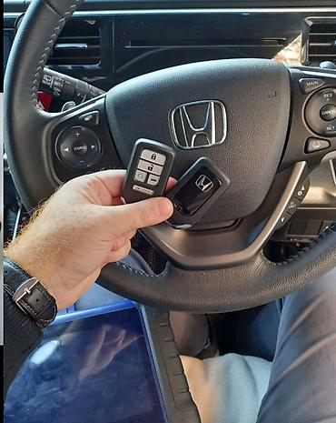 Аварийное вскрытие замков: Изготовление ключей восстановление чип ключей ремонт замка зажигания — 3