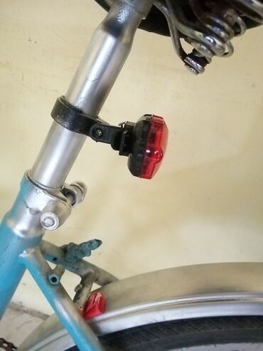 Şəhər velosipedləri: Şəhər/kruiyer tipli velosiped - Rəng: mavi-gümüş qarışığı - Aşağı — 5