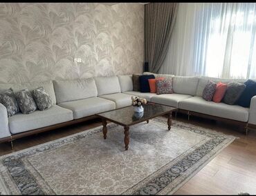 Sifarişlə çarpayılar: Künc divan, İşlənmiş