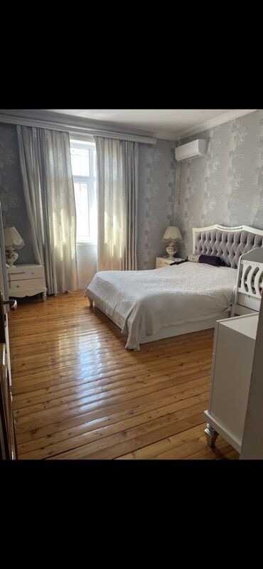 Həyət evləri və villaların satışı: Binəqədi qəs. 6 otaqlı, 300 kv. m, Kredit yoxdur, Yeni təmirli -da lalafo.az — 23 Həyət evləri və villaların satışı: Binəqədi qəs. 6 otaqlı, 300 kv. m, Kredit yoxdur, Yeni təmirli — 23