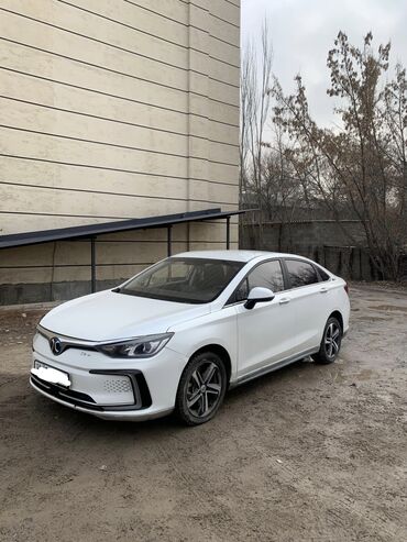 автомобиль токмок: BAIC EU5 сатылат. Запас хода 416 по факту 300-330 баасы 8500$