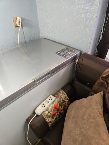 Yemək hazırlamaq üçün texnika: Qapalı dondurucu