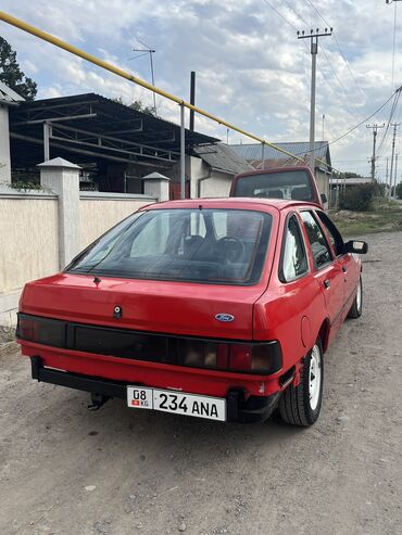 дрифт машина: Ford Sierra: 1990 г., 1.8 л, Механика, Бензин, Хэтчбэк