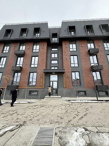 Продажа квартир: 4 комнаты, 147 м², 4 этаж — 1