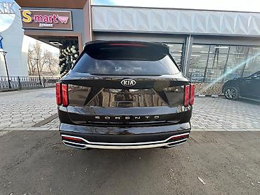 Kia: Kia Sorento: 2020 г., Дизель — 6