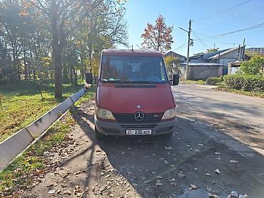 адмен спринтер: Mercedes-Benz Sprinter 311 CDI, короткая база, красный фургон. Кузов — 10