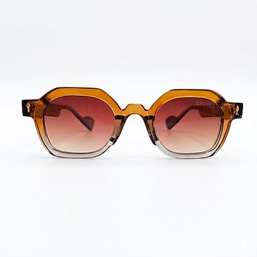 Eynəklər: Gün eynəyi, Ray-Ban — 10