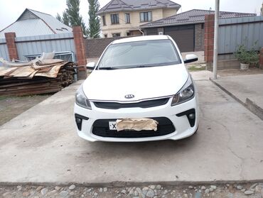 продаю волво: Kia Rio: 2018 г., 1.6 л, Автомат, Бензин, Седан