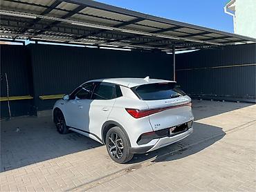 xpeng p7: BYD Yuan Plus: 2023 г., Автомат, Электромобиль, Кроссовер — 4