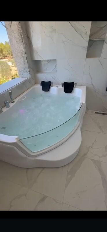 Cakuzi vannalar: Yeni Cakuzi vanna Motorlu, Ödənişli çatdırılma — 22