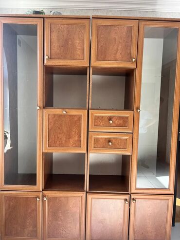 Rəflər: Açılan, Düz dolab, Stenka