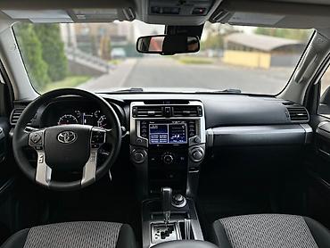 на тайоту: Toyota 4Runner: 2020 г., 4 л, Автомат, Бензин, Внедорожник — 10