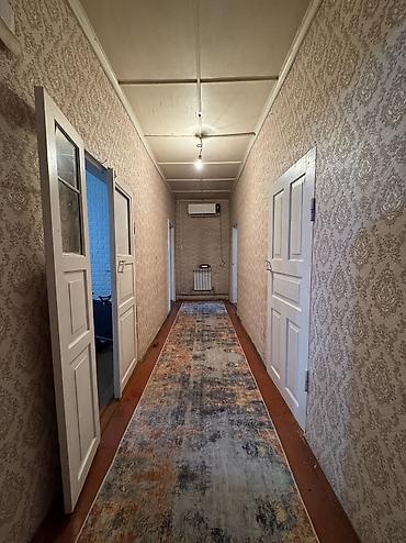 Продажа коттеджей и домов: ✨Продаётся дом в г. Шопоков✨ 🏡Характеристики: • Участок - 9 соток — 5