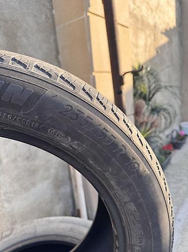 islenmis teker satisi: İşlənmiş Şin Michelin 235 / 55 / R 19 — 4