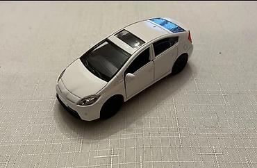 oyuncaq ayi type 0: Ağ rəngli die-cast oyuncaq maşın modeli - Korpus: metal gövdə — 1
