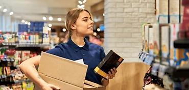 уборка иш: Услуги мерчандайзера для магазинов и сетей - Выкладка товара на — 1